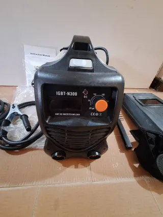 Soldadora Inverter 300A IGBT - Casi Nueva