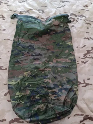 Bolsa impermeable - color camuflaje (nuevo)