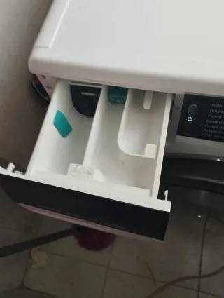 Lavadora Hisense WFGS9014V Alta Gama URGE VENTA