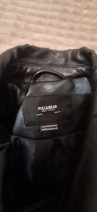 Chaqueta de cuero negra