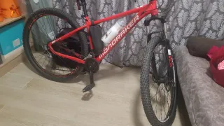 Bicicleta MONDRACKER Roja