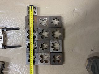 Dados para terraja / cojinetes roscados