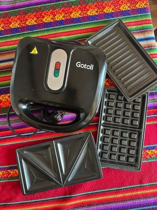 Sandwichera Gotoll 3 en 1 - 750W