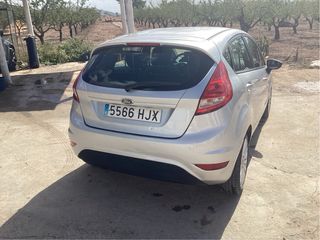 Ford Fiesta 1.25 82CV 5 puertas aire acondicionado