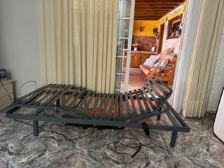 Cama articulada con colchón ergonómico