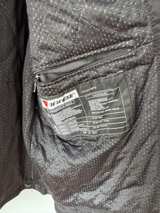 Chaqueta Moto Dainese Negra y Naranja talla 50.