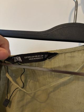 Blusa Zara verde cruzada manga larga