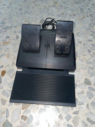 Volante y Pedales PlayStation