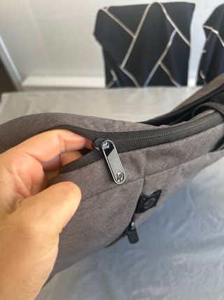 Mochila HP Gris y Negra