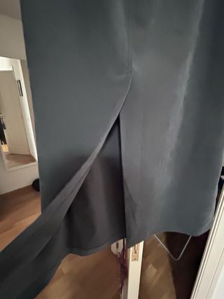 Falda midi Zara gris