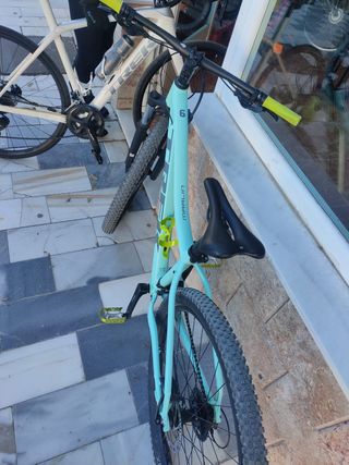 Bicicleta Trek MTB 6 Talla M Rueda 27.5
