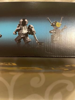 Lego 10355 Icons Blacktron renegade