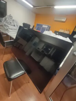 TV 50 pulgadas, Toshiba con Smart TV