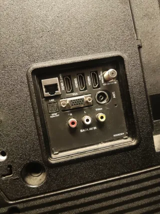 TV 50 pulgadas, Toshiba con Smart TV