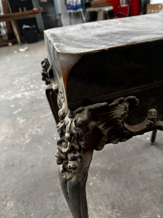 Mesa baúl antigua de madera