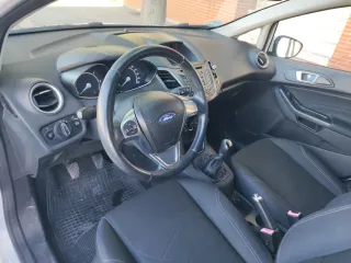 Ford Fiesta 2017  135000KM