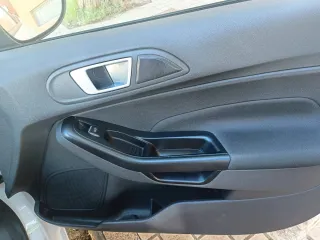 Ford Fiesta 2017  135000KM