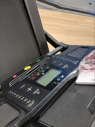 Cinta Correr T900D 18 km/h Garantía Decathlon