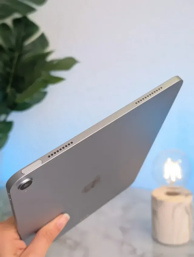 iPad Air Apple M2 100% funzionale