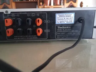 Amplificador Technics SU-Z400 Plata