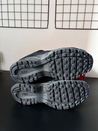 Nike P-6000 negras Talla 39