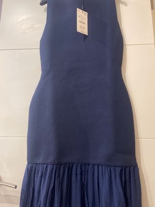 Vestido largo azul marino con volantes
