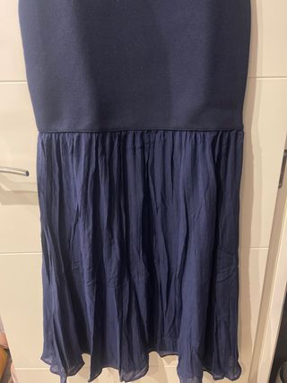 Vestido largo azul marino con volantes