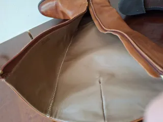 Botas Uterqüe piel natural forradas piel natural.