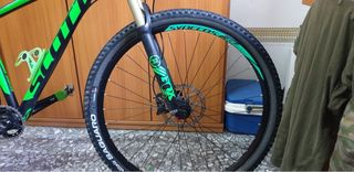 Bicicleta Scott Scale 29er