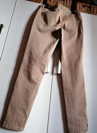 Pantaloni beige