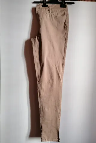 Pantaloni beige
