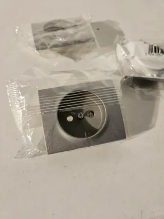 3 Pezzi Legrand 771326 Sistena Life