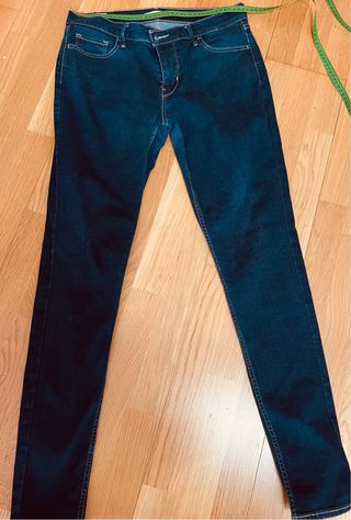 Pantalón vaquero mujer ajustado