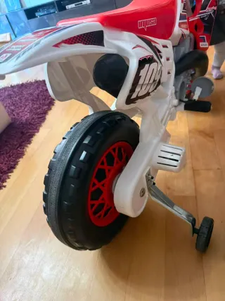 Moto eléctrica infantil 3-4 años