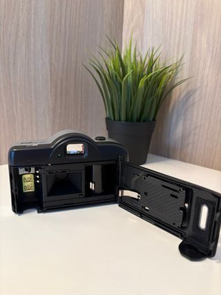 Cámara Konica POP BF-8 Analógica