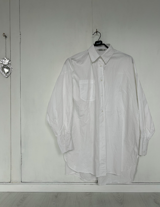 Conjunto Stradivarius camisa y falda flores