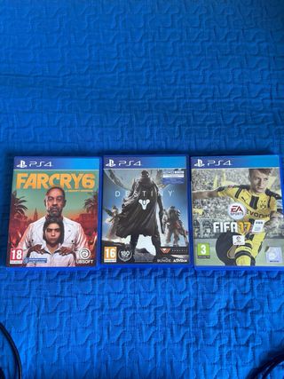 PS4 (PlayStation 4) con 2 controller e 3 giochi