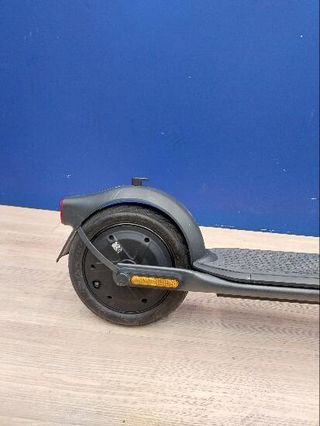 Patinete Eléctrico Segway Ninebot KickScooter F2 Plus