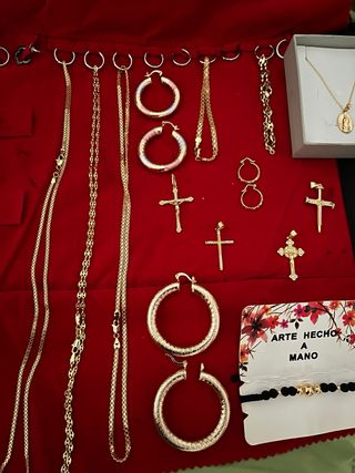 Colgante y Pulseras Oro Laminado