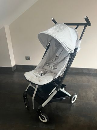 Silla de paseo CYBEX Libelle Gris