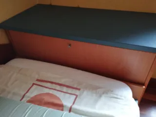 Cama 90, Escritorio y Tocador.