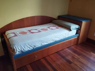 Cama 90, Escritorio y Tocador.