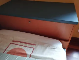 Cama 90, Escritorio y Tocador.