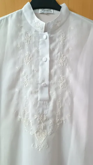 2 Camisas Blancas Talla M a 1€ las dos