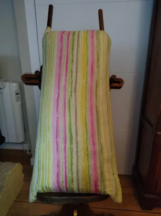 Encaje de bolillos.Soporte y almohada