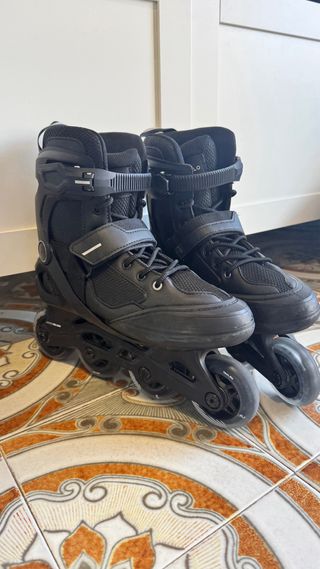 Patines en línea negros talla 38