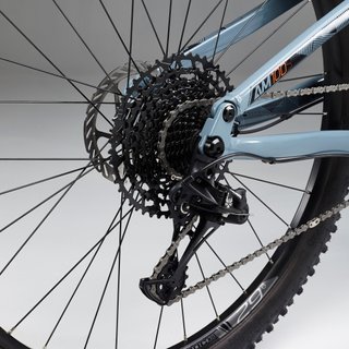 Bicicleta de montaña 29" doble suspensión aluminio 12 V