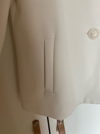 Chaqueta blanca elegante