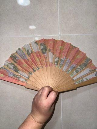 Abanico de flores multicolor