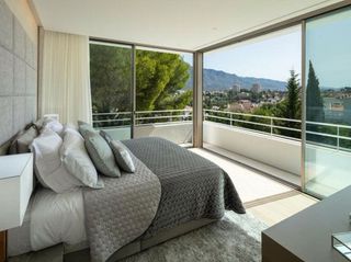 Chalet en alquiler en Los Naranjos - Las Brisas en Marbella